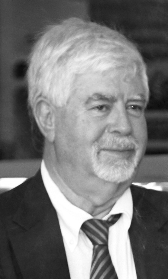 Με βαθιά θλίψη ανακοινώνουμε την απώλεια του Απόστολου Αλεξάκη